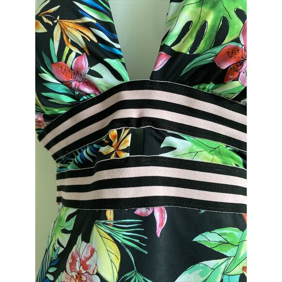 Swimsuits For All One-piece Swimsuit Women Size 18 Floral Stripe - Picture 3 of 10